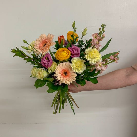 Seasonal Designers Choice Bouquet