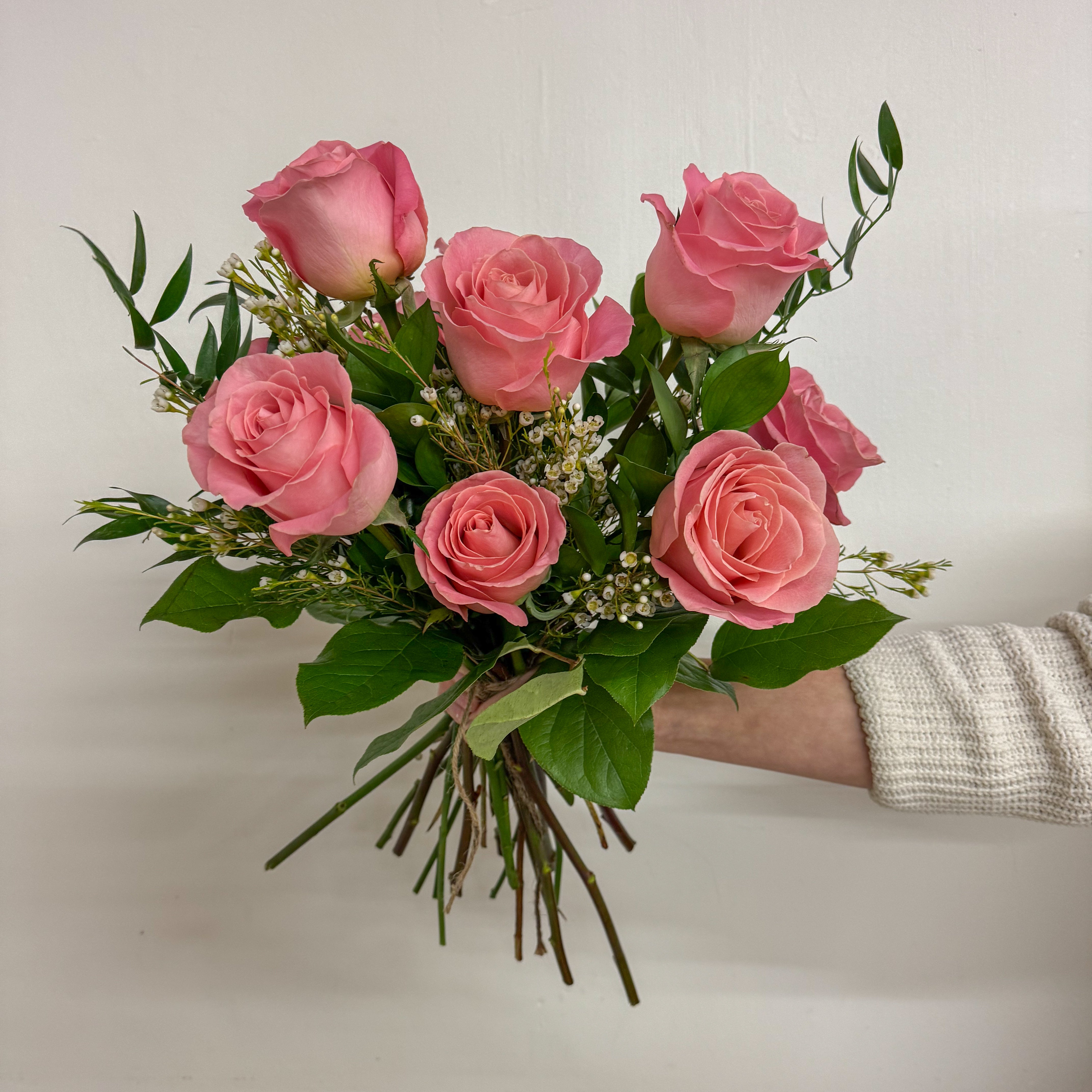 Rose May Riverside Roses – Riverside Flowers & Gifts